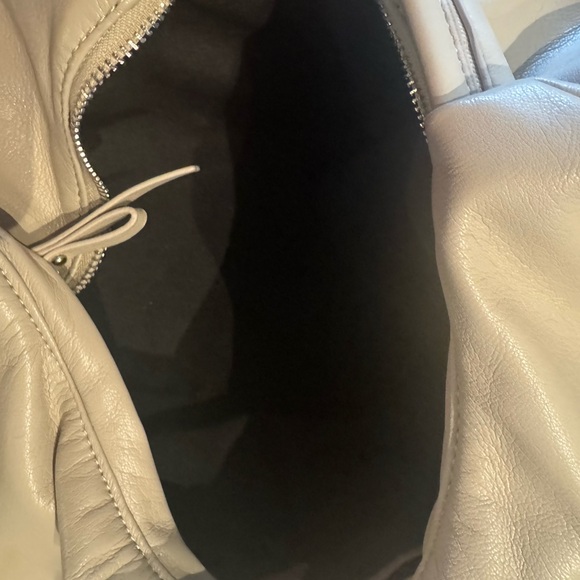 Zara Handbag - Picture 5 of 7